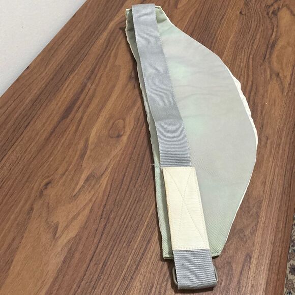 Vintage Versace Jeans Couture White Nylon Unisex Padded Fanny Pack on Web Belt. - Picture 5 of 12